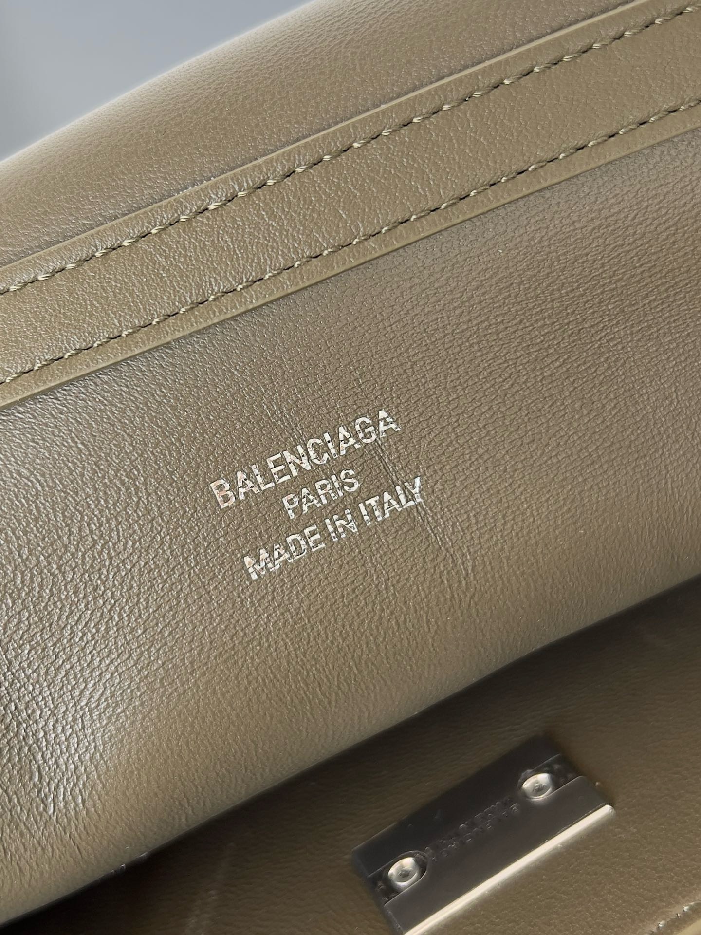 Balenciaga Rodeo Medium Handbag Balenciaga Rodeo Medium Handbag