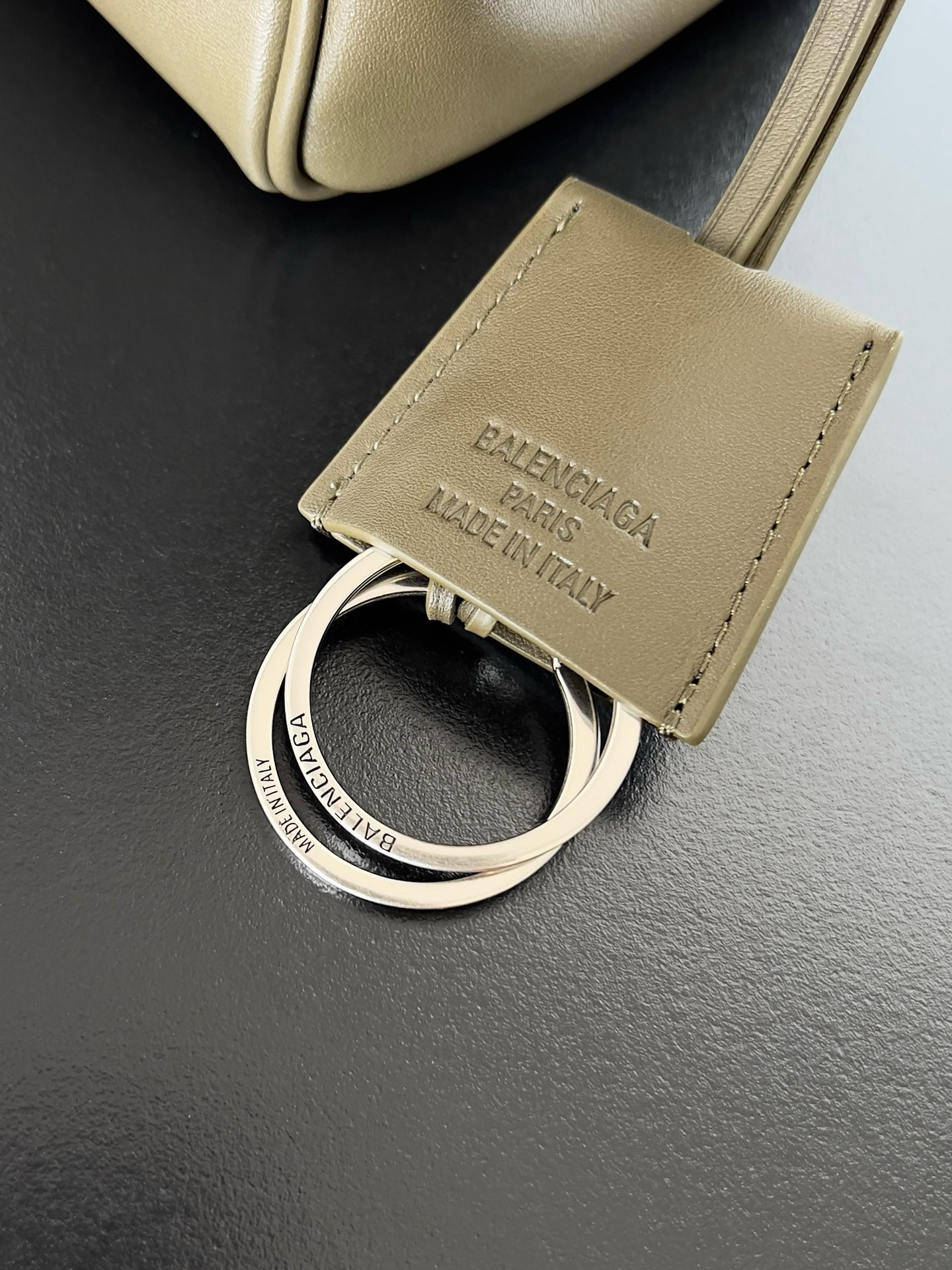 Balenciaga Rodeo Medium Handbag Balenciaga Rodeo Medium Handbag