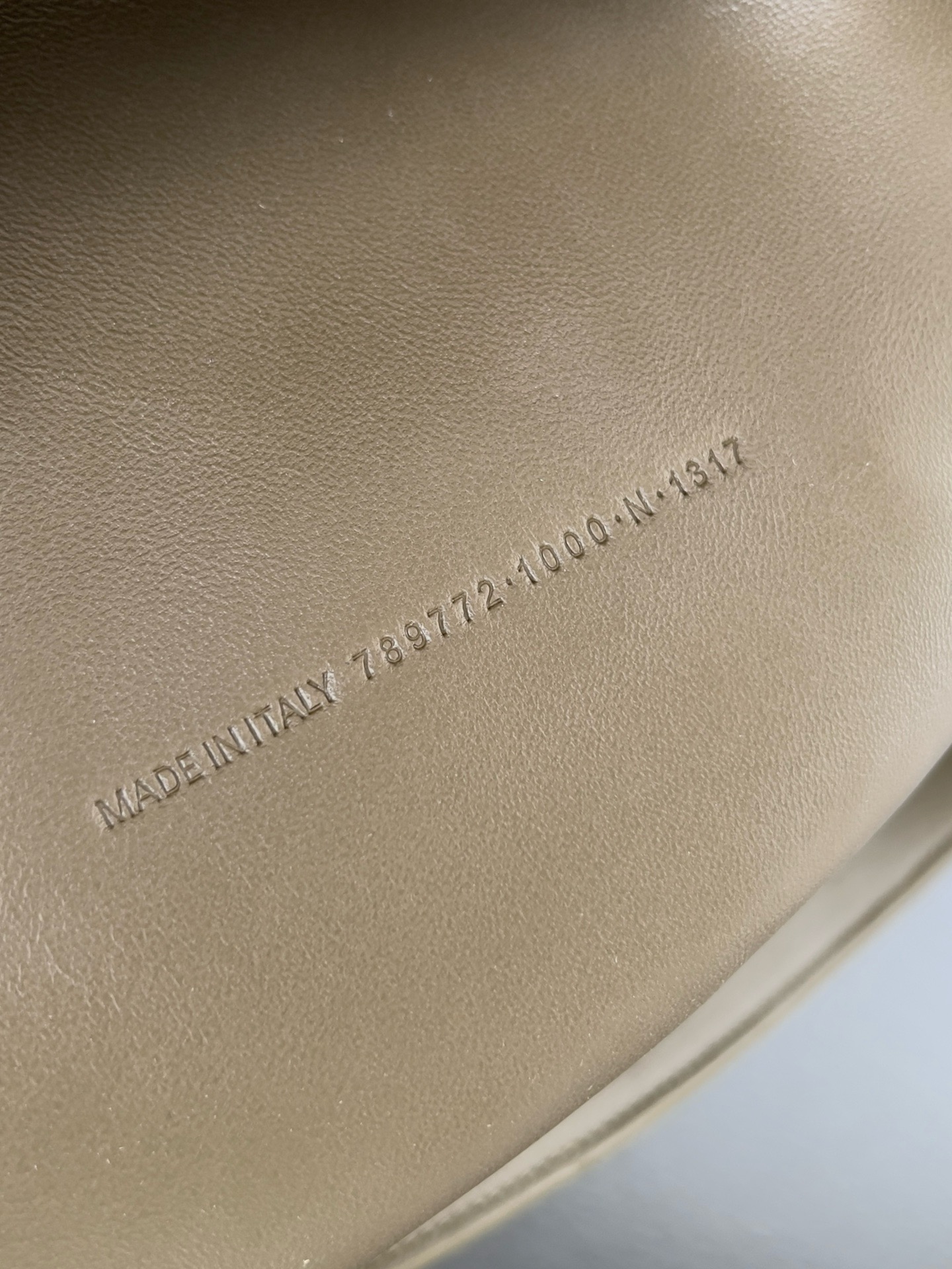 Balenciaga Rodeo Medium Handbag Balenciaga Rodeo Medium Handbag