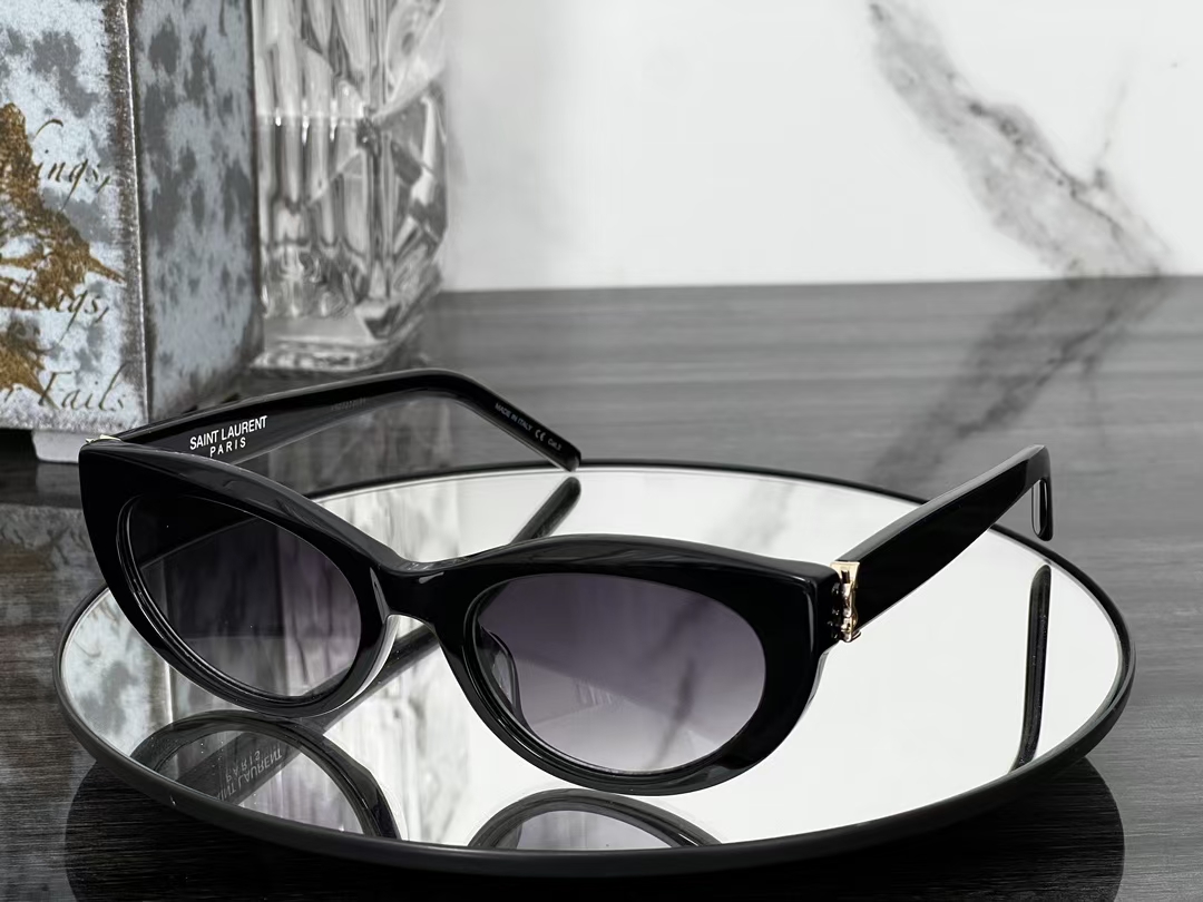 Saint Laurent SLM 115 Cateye Sunglasses