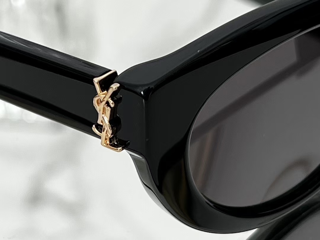 Saint Laurent SLM 115 Cateye Sunglasses Saint Laurent SLM 115 Cateye Sunglasses