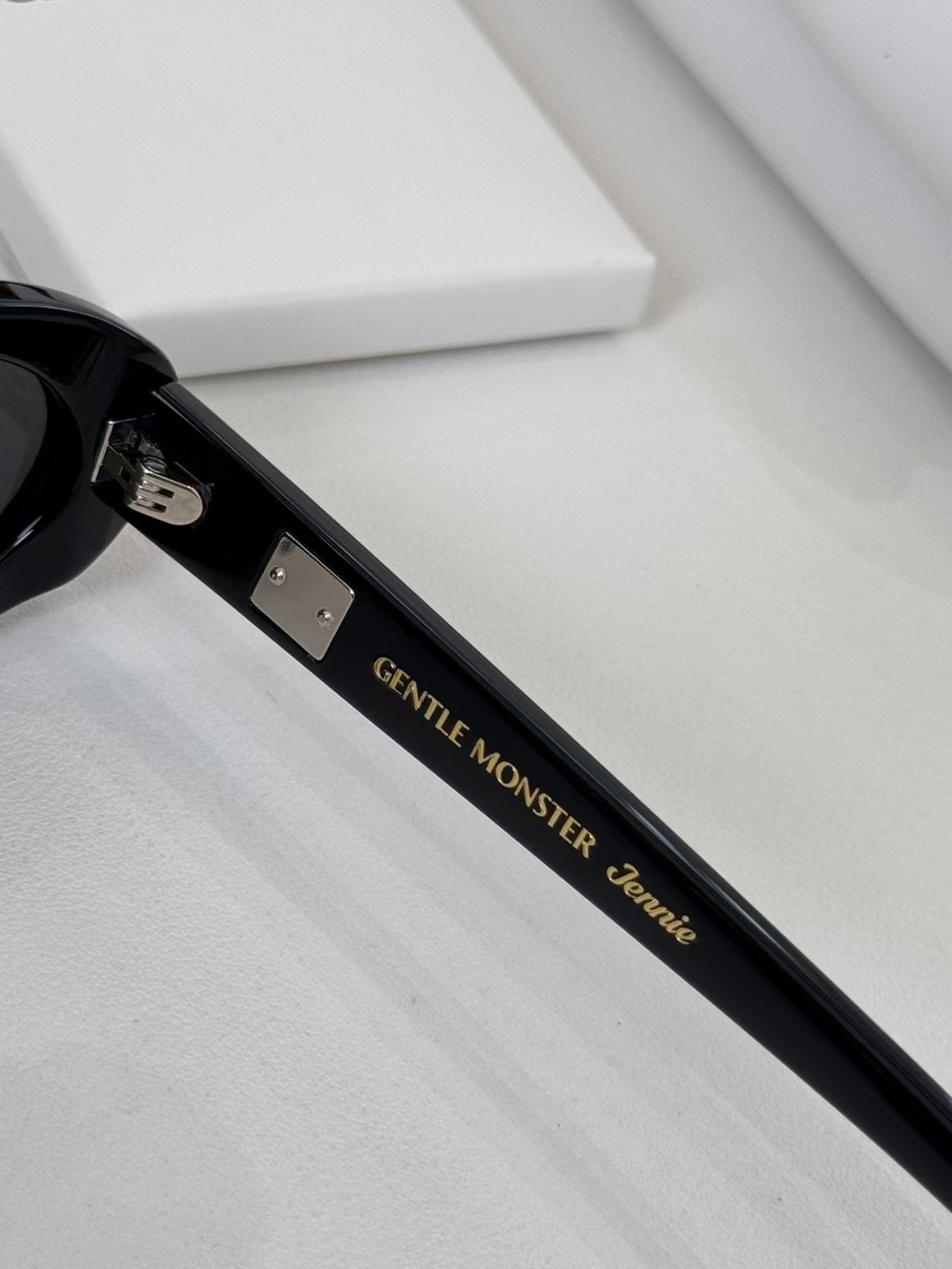 Gentle Monster Hush Sunglasses Gentle Monster Hush Sunglasses