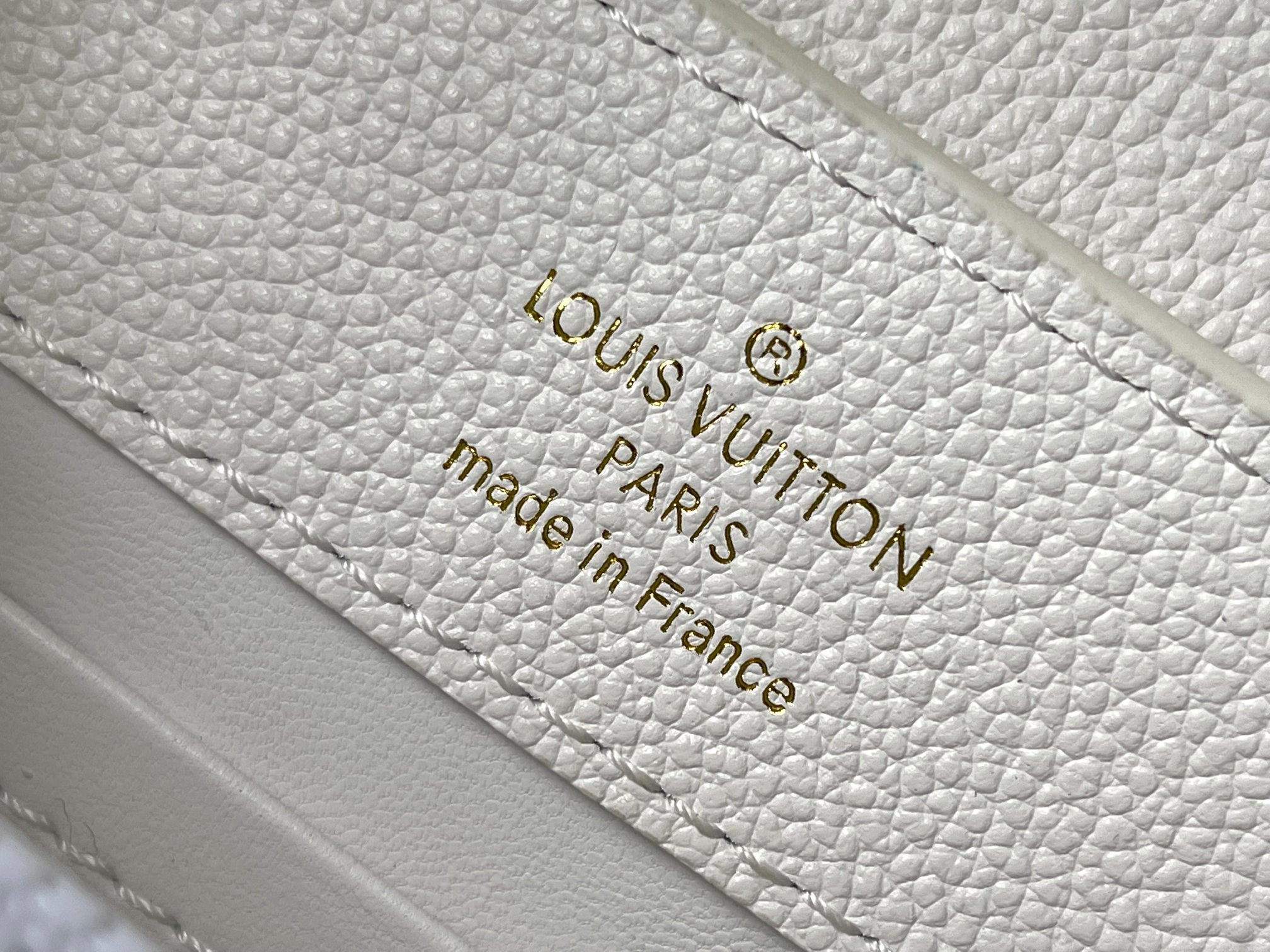 LV Capucines East-West Mini LV Capucines East-West Mini