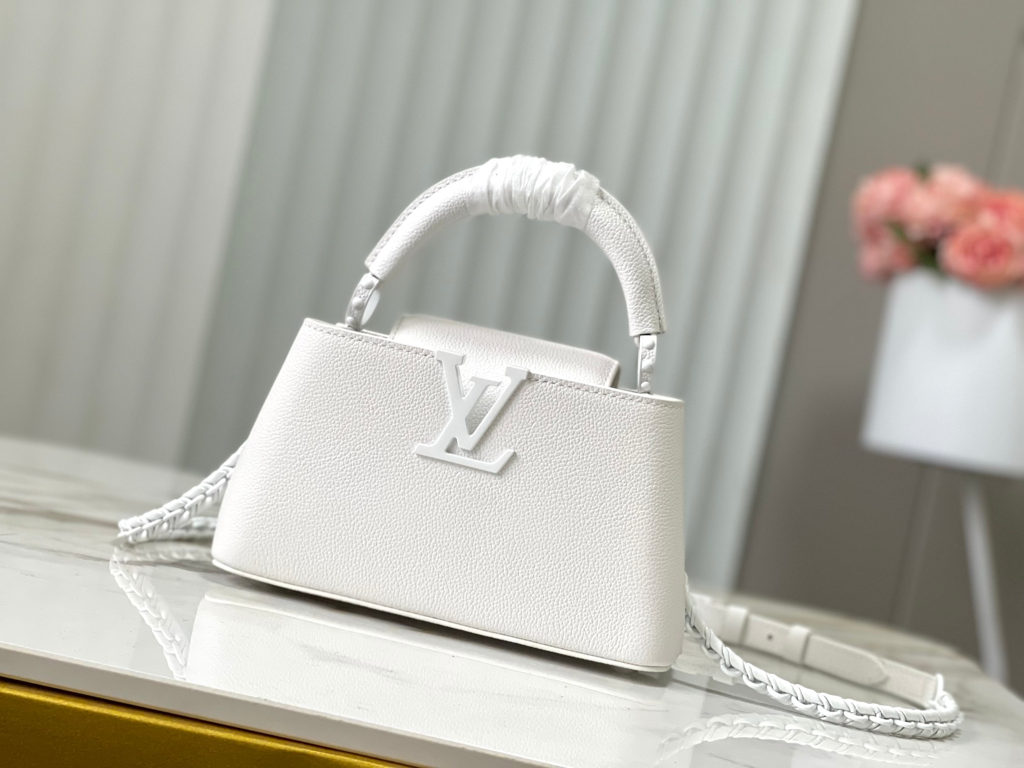 LV Capucines East-West Mini