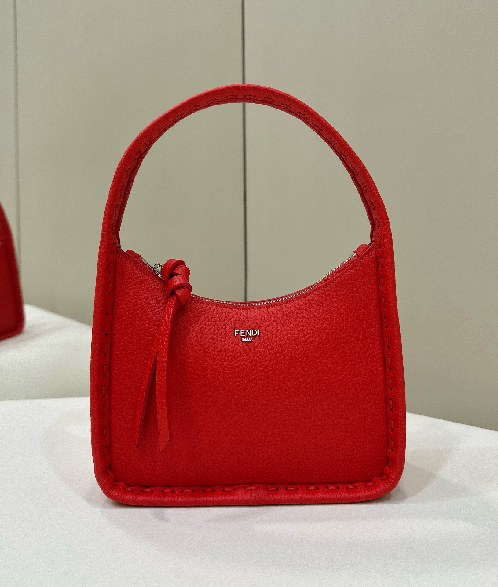 LV Capucines Mini