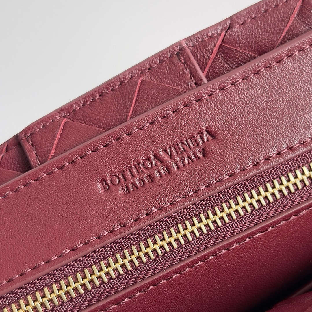 Loro Piana Extra Pocket L27 Pouch Ostrich Loro Piana Extra Pocket L27 Pouch Ostrich