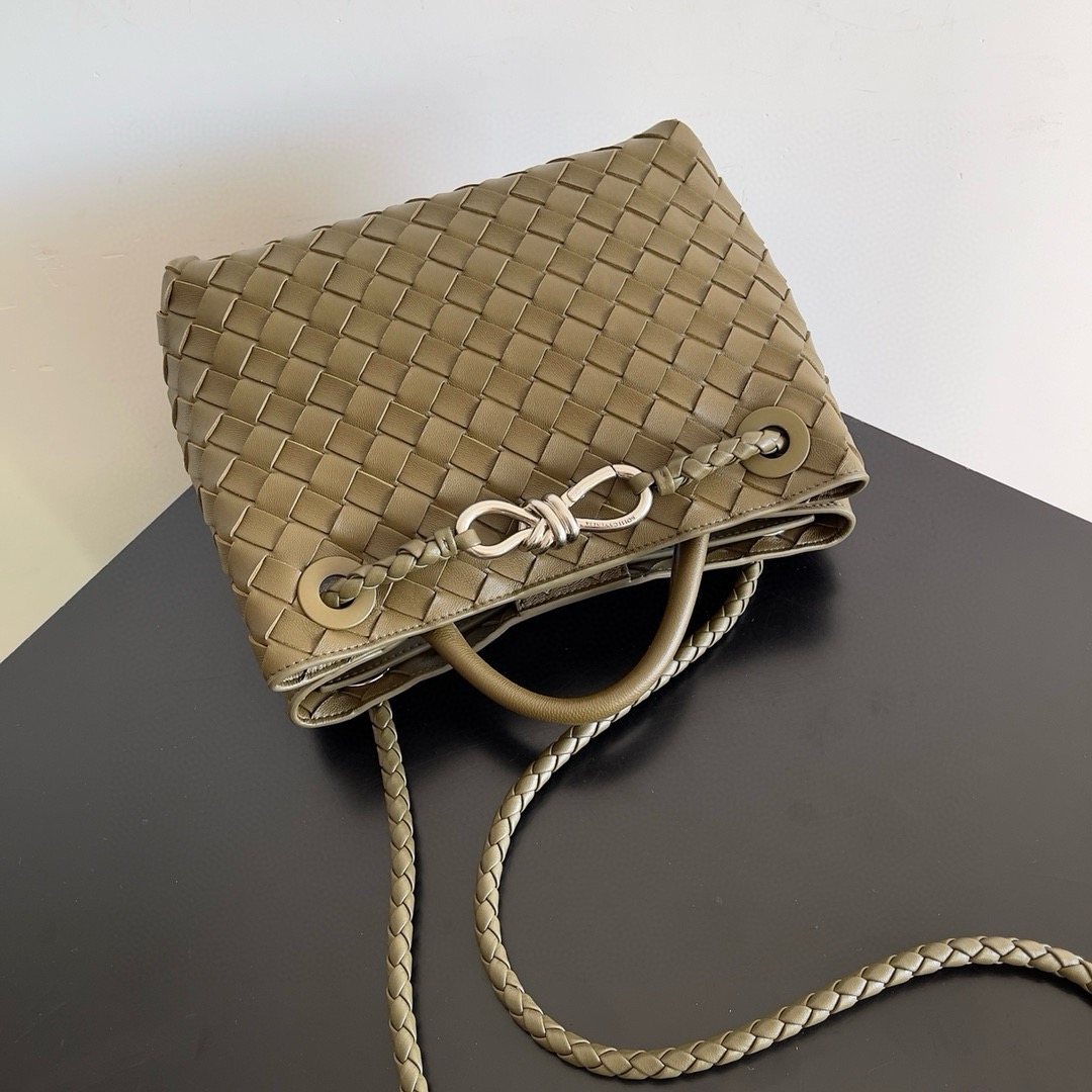 Loro Piana Extra Pocket L27 Pouch Ostrich Loro Piana Extra Pocket L27 Pouch Ostrich