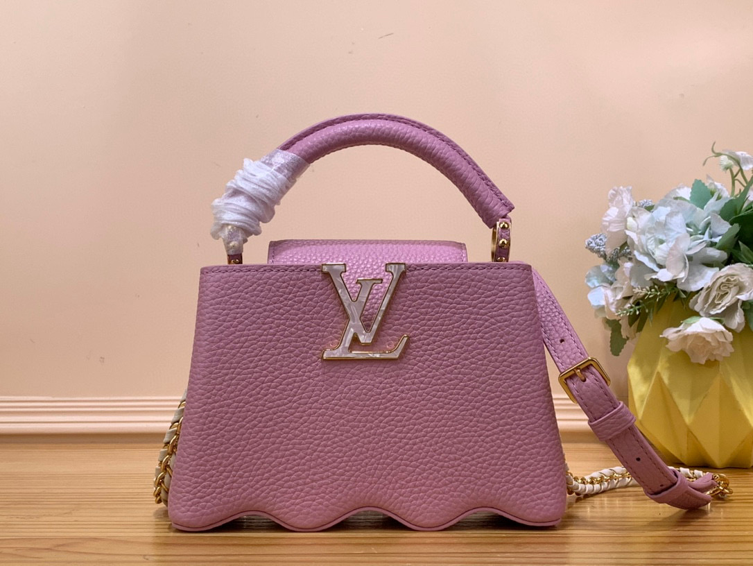 LV Capucines Mini