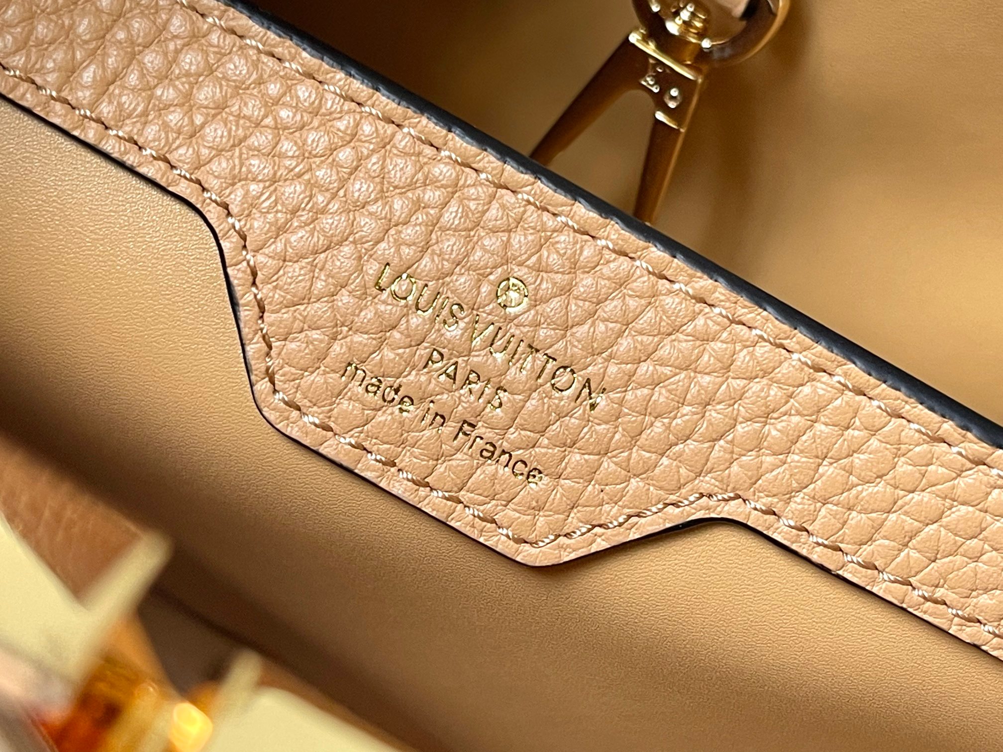 LV Capucines MM LV Capucines MM