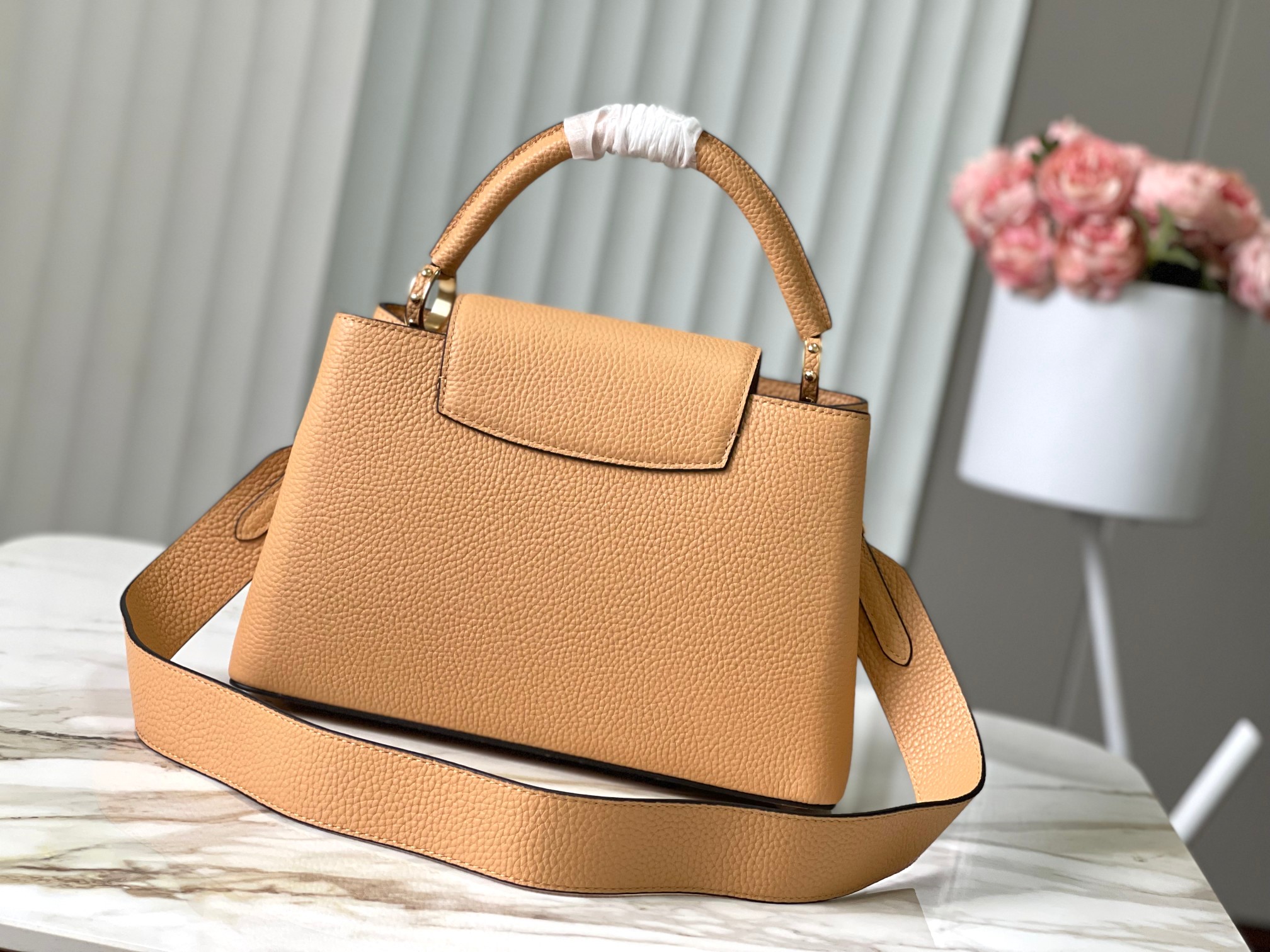 LV Capucines MM LV Capucines MM