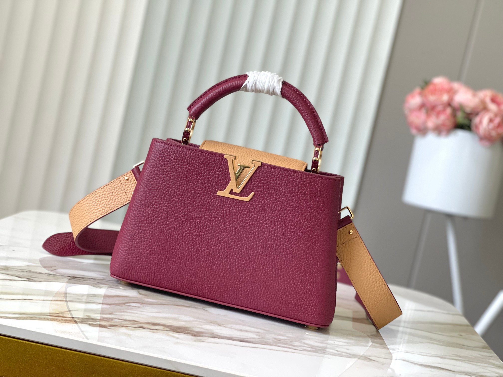 LV Capucines BB
