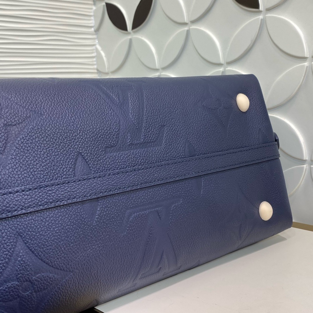 LV CarryAll Dark MM LV CarryAll Dark MM