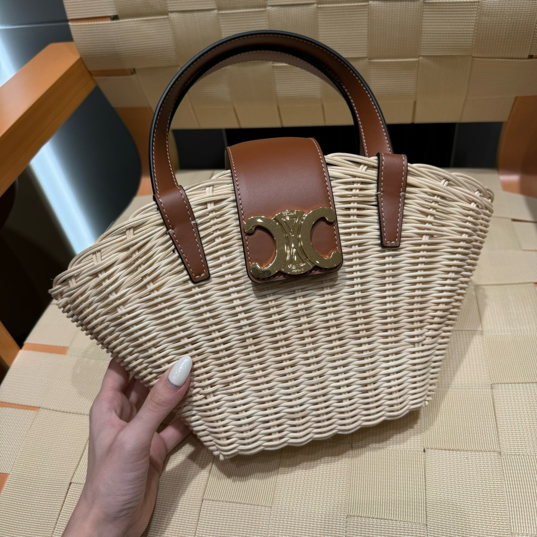 Celine Teen Couffin In Wicker And Calfskin Celine Teen Couffin In Wicker And Calfskin