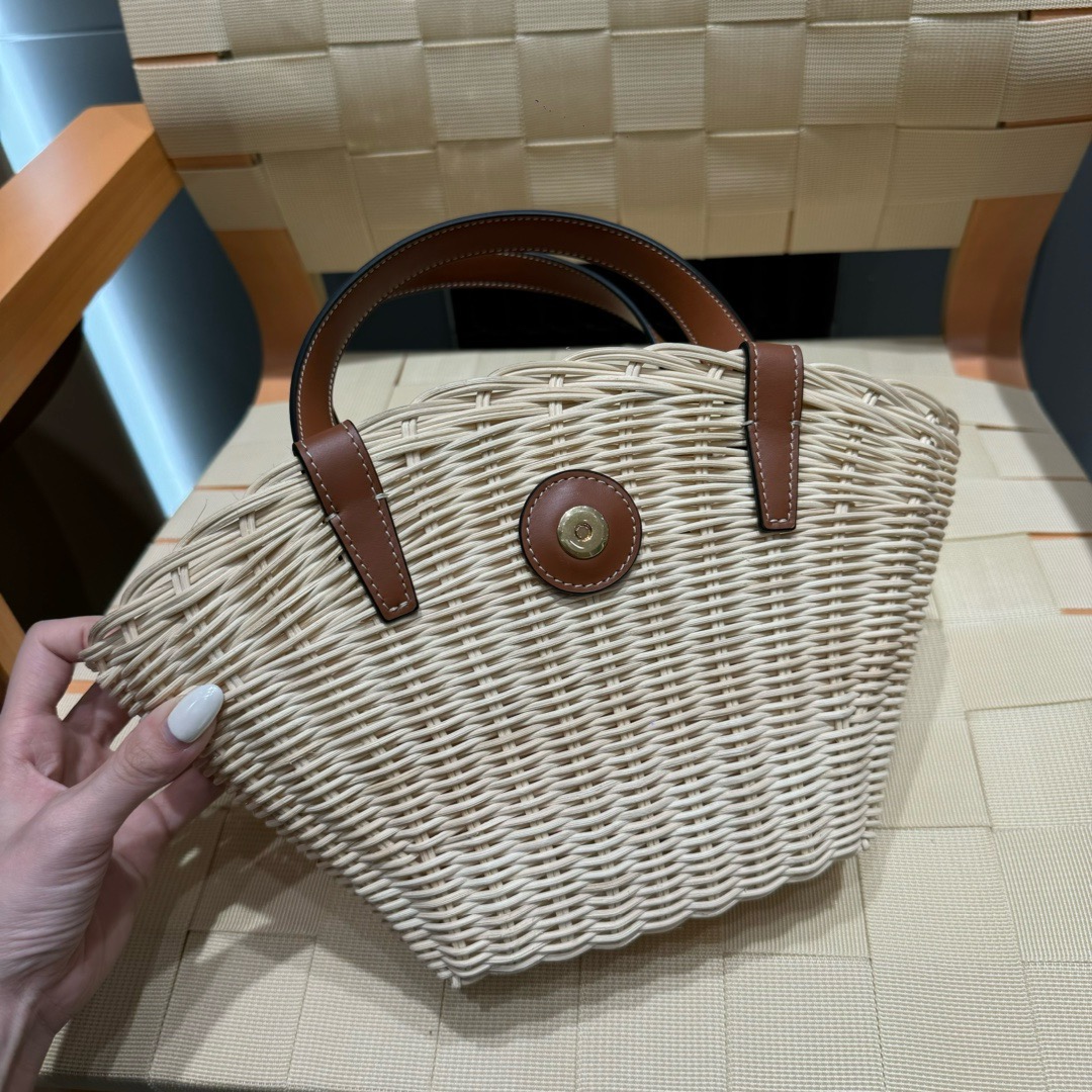 Celine Teen Couffin In Wicker And Calfskin Celine Teen Couffin In Wicker And Calfskin