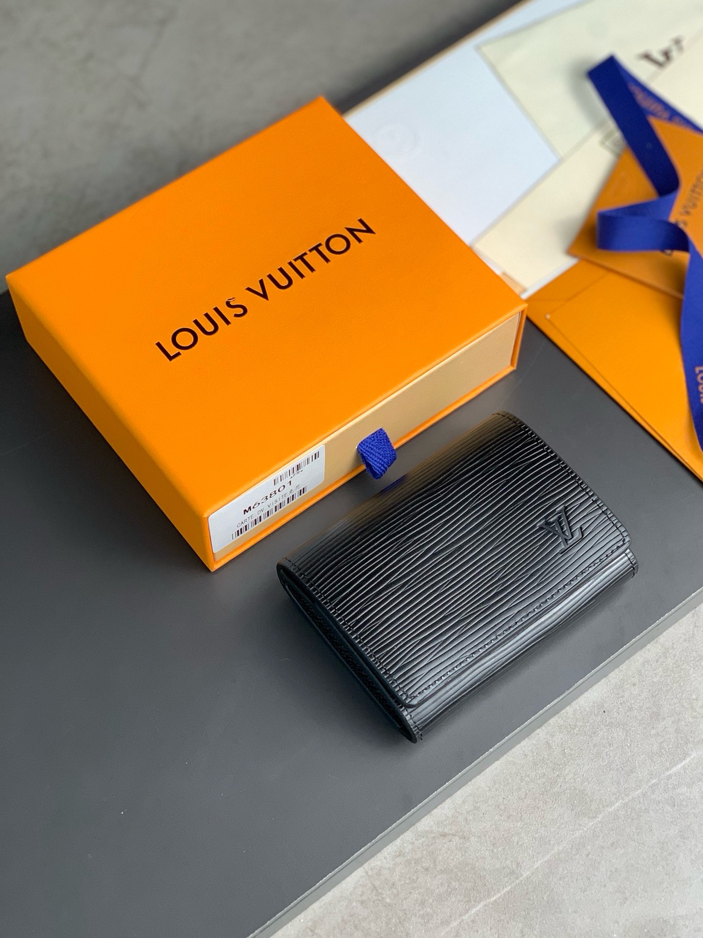 LV Card Wallet