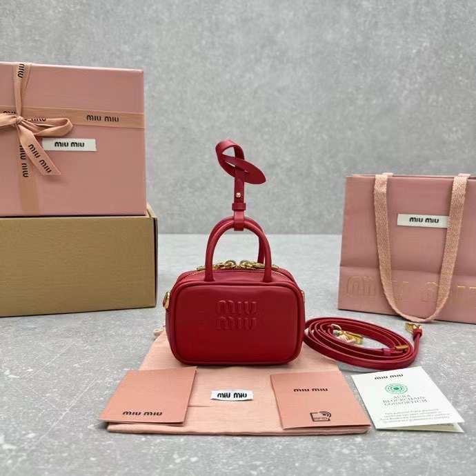 Balenciaga Rodeo Medium Handbag