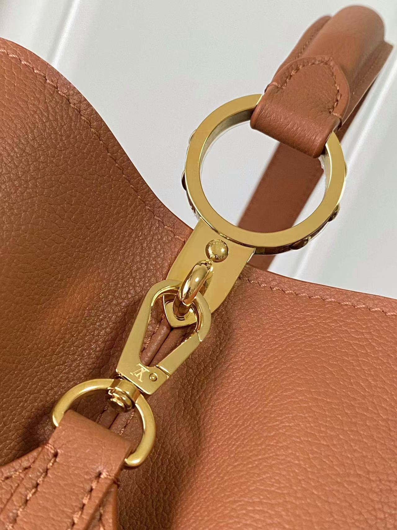 Goyard St. Louis PM Pearly Blue Goyard St. Louis PM Pearly Blue
