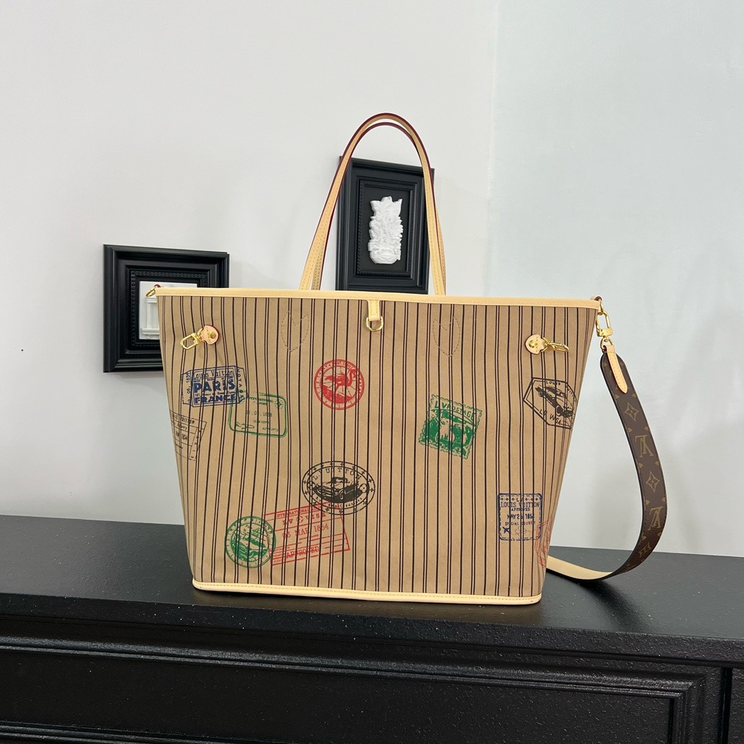 LV Neverful Inside Out GM LV Neverful Inside Out GM