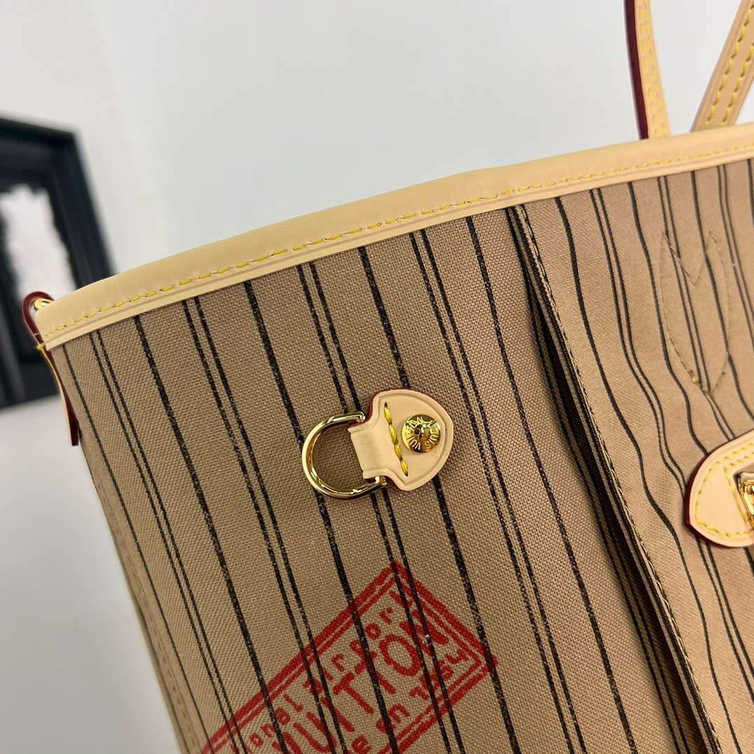 LV Neverful Inside Out GM LV Neverful Inside Out GM