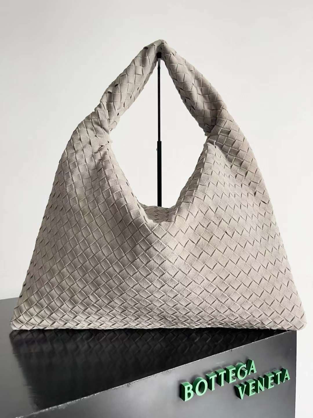 The Row Soft Margaux 10 Bag in Leather