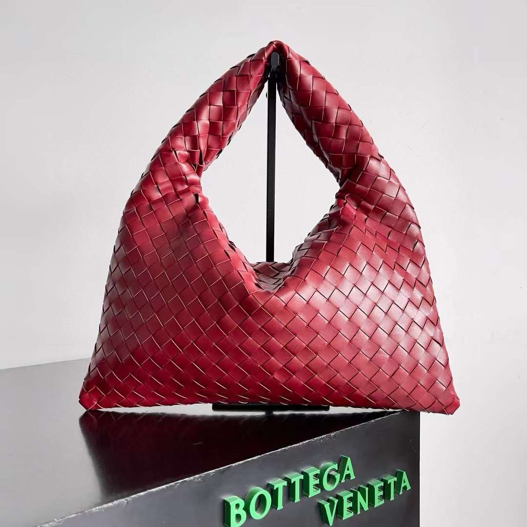 The Row Soft Margaux 10 Bag in Leather