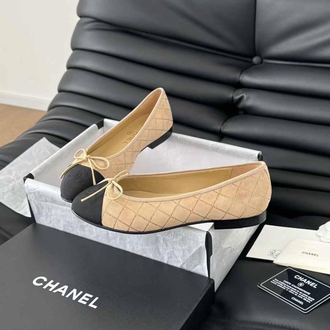 Hermès Birkin 25 Grizzly Chamois And Gold Hermès Birkin 25 Grizzly Chamois And Gold