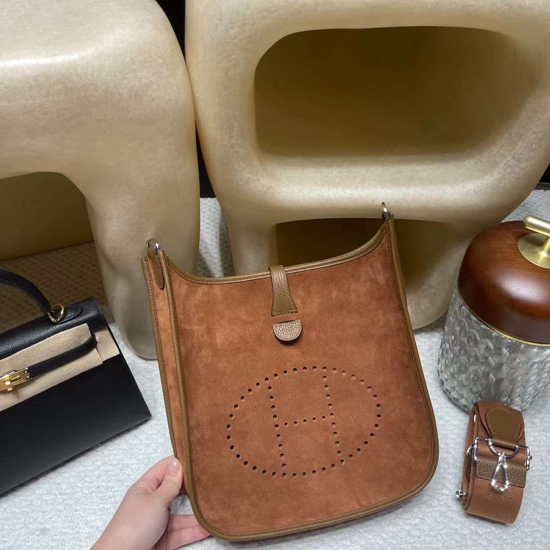Hermès Evelyne PM Grizzly Alezan x Gold