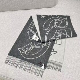 Hermes Casaque Entrelacs Equestres muffler