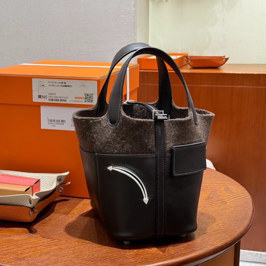 Balenciaga Medium Le City Bag
