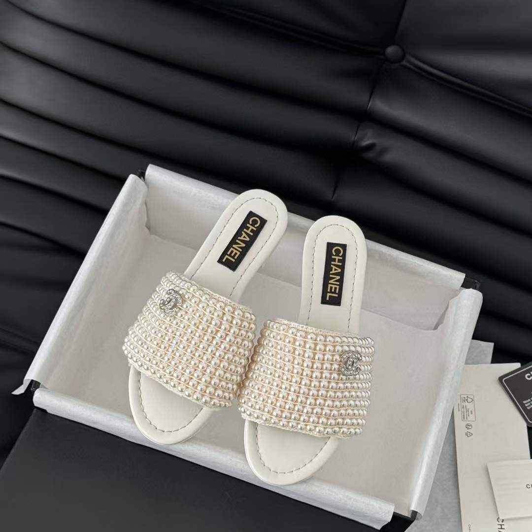 Hermes Kiga Sneakers