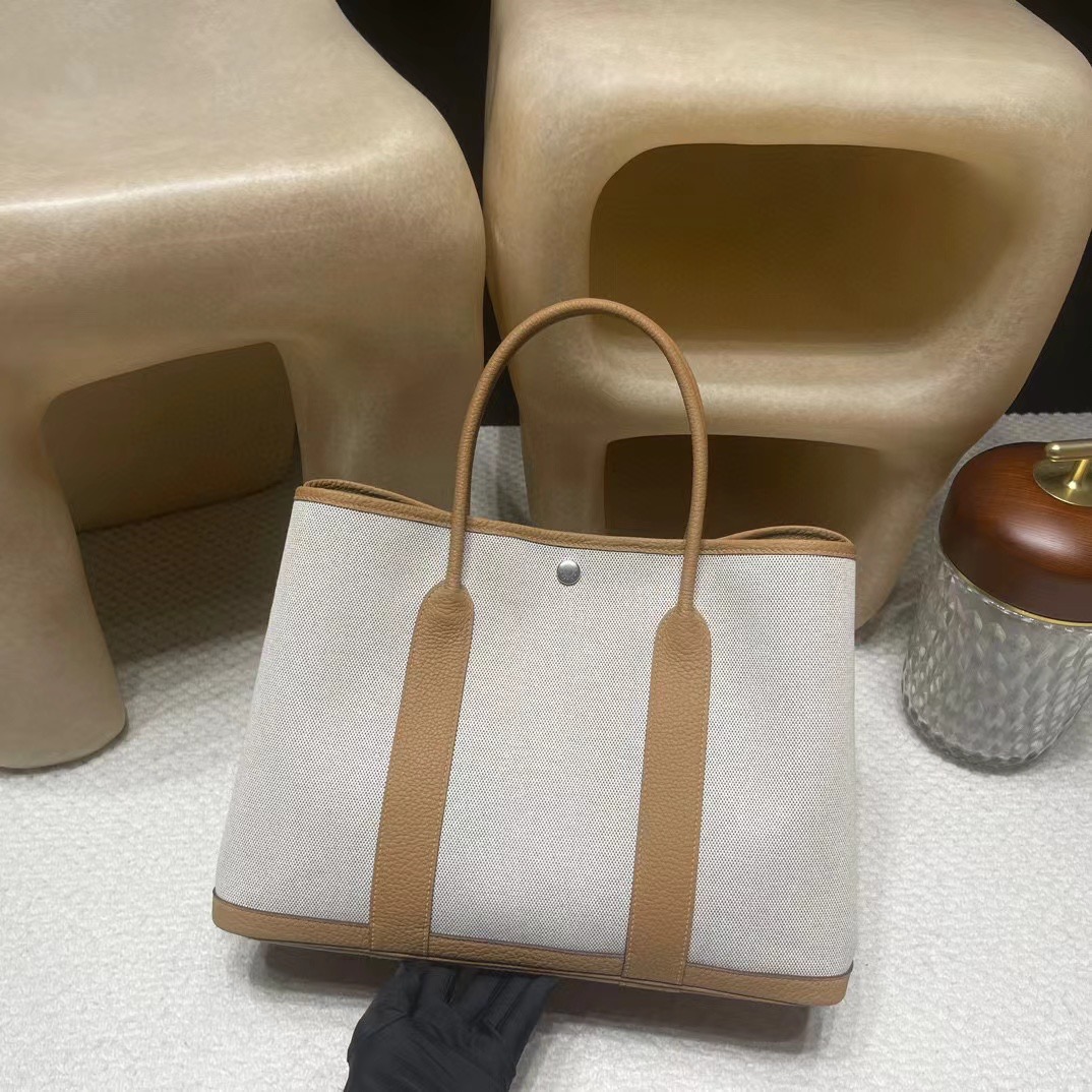 Fendi Peekaboo Soft Small Bag