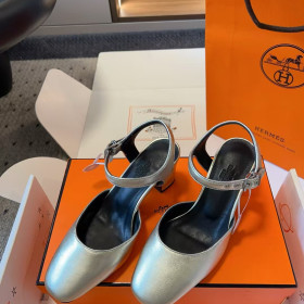 Hermes Kamilla 60 Pump