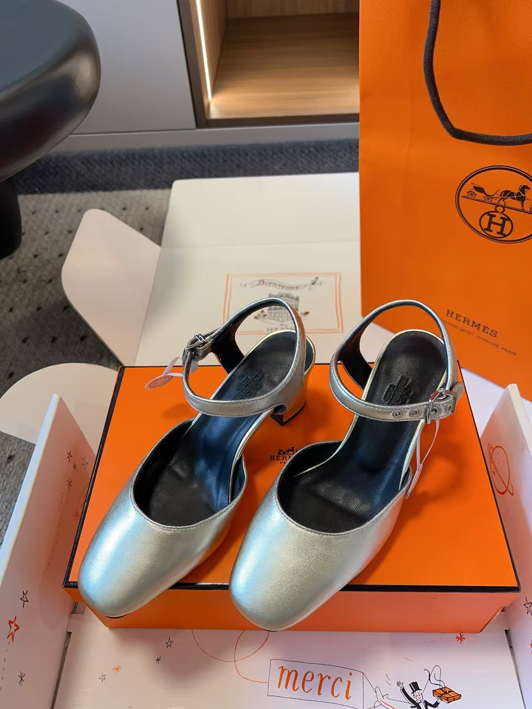 Hermes Kamilla 60 Pump