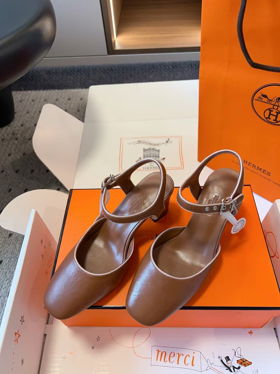 Hermes Kamilla 60 Pump