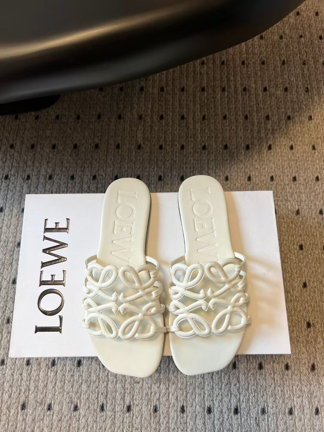 Loewe Anagram Leather Slide