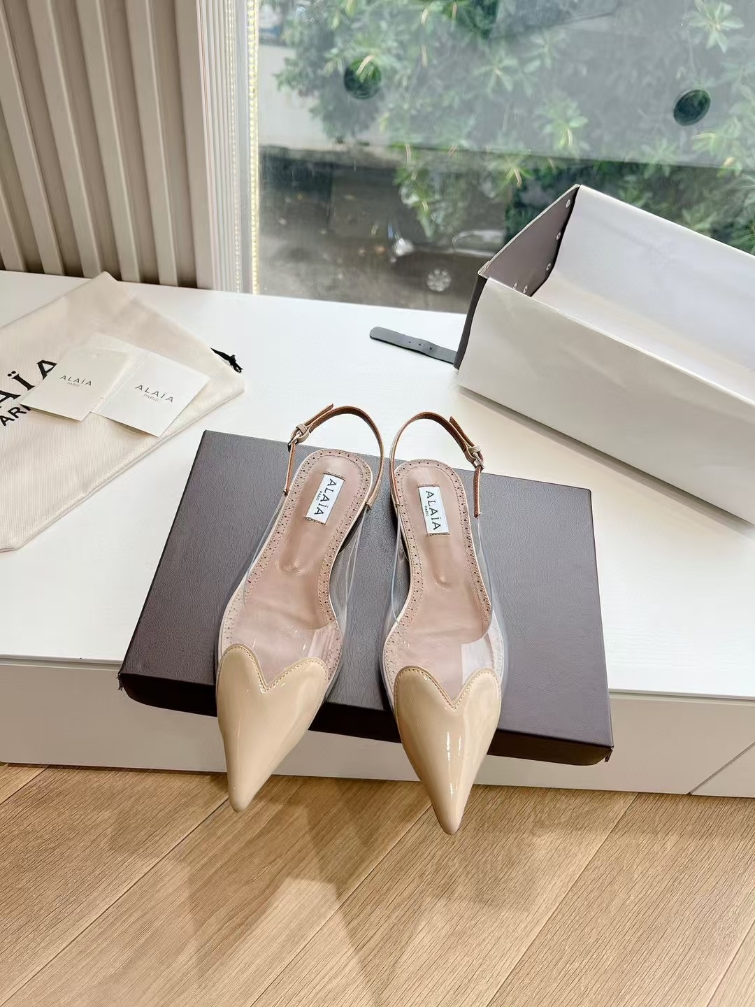 Alaia Le Couer Flat Slingback