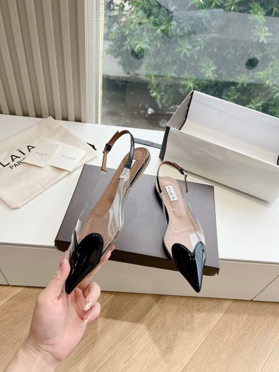 Alaia Le Couer Flat Slingback Alaia Le Couer Flat Slingback