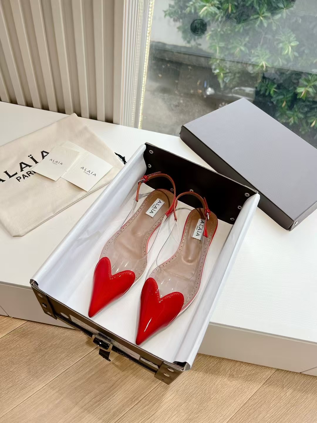 Alaia Le Couer Flat Slingback