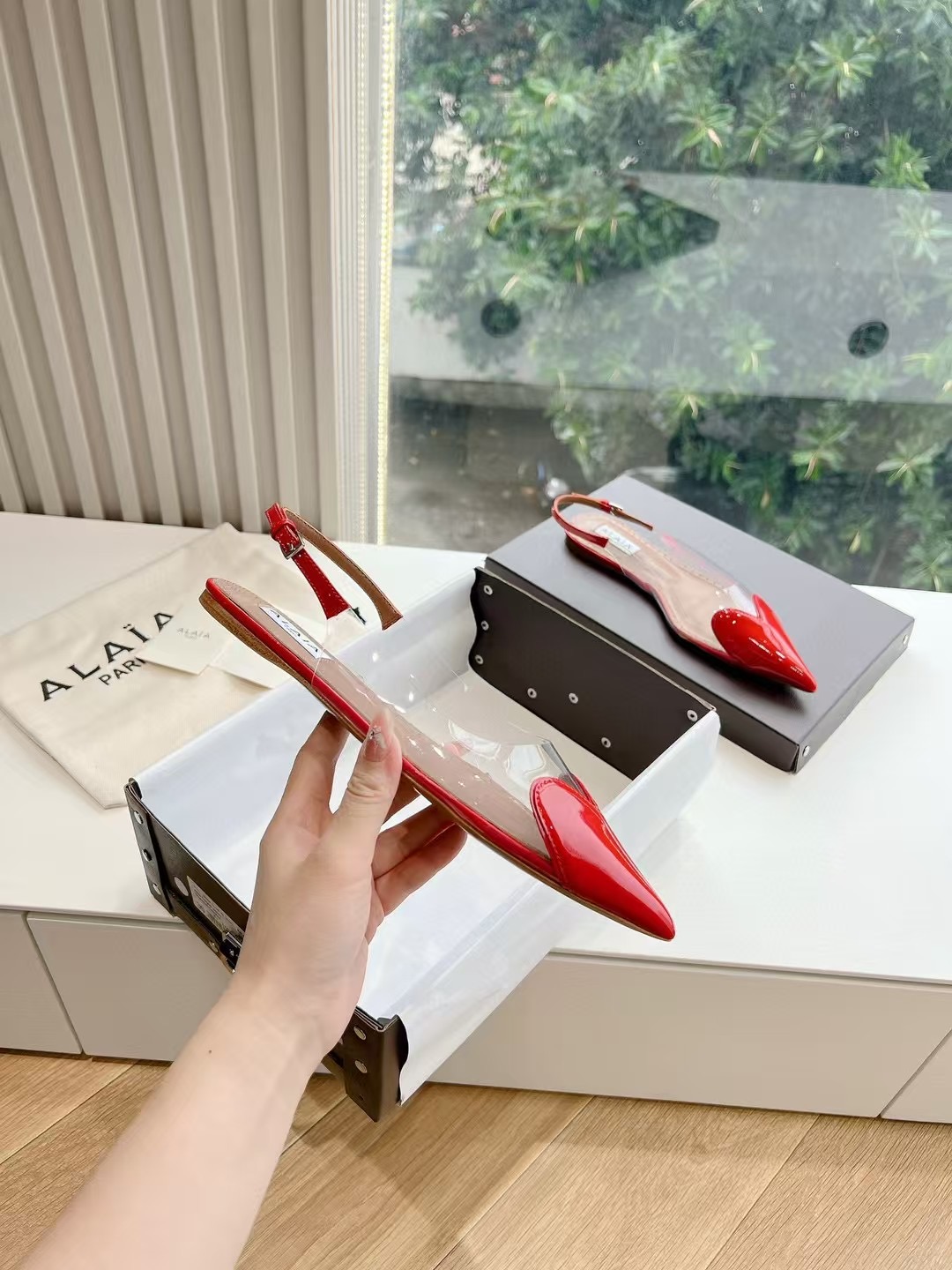 Alaia Le Couer Flat Slingback Alaia Le Couer Flat Slingback