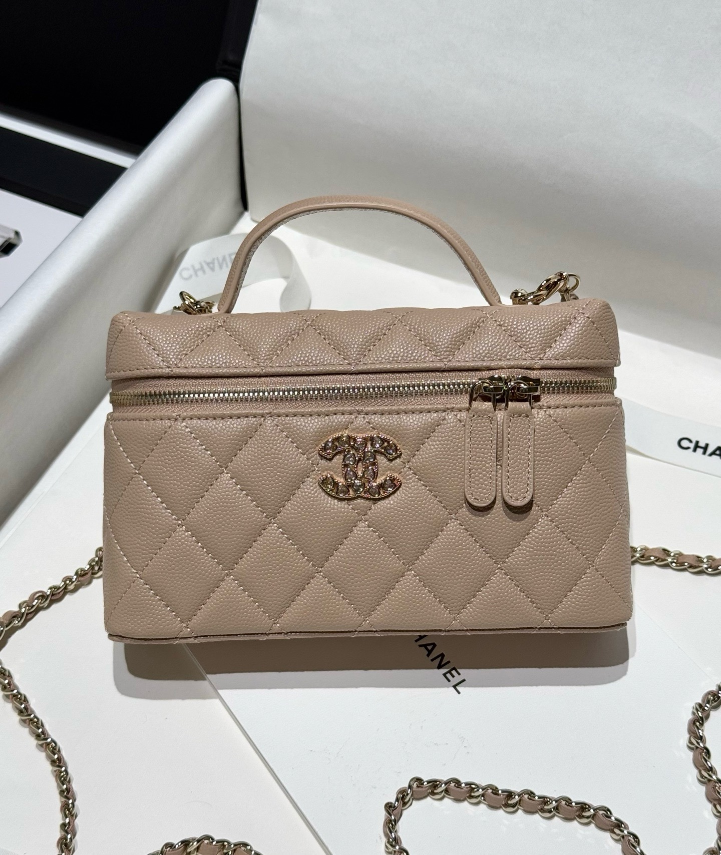 Chanel Long Vanity With Chain