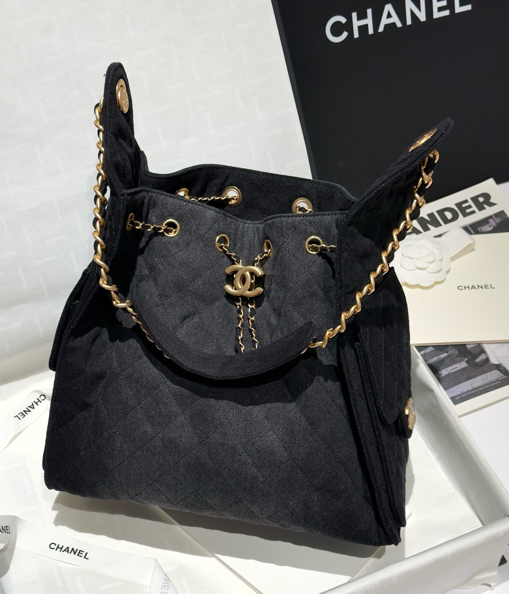 Chanel Long Vanity With Chain