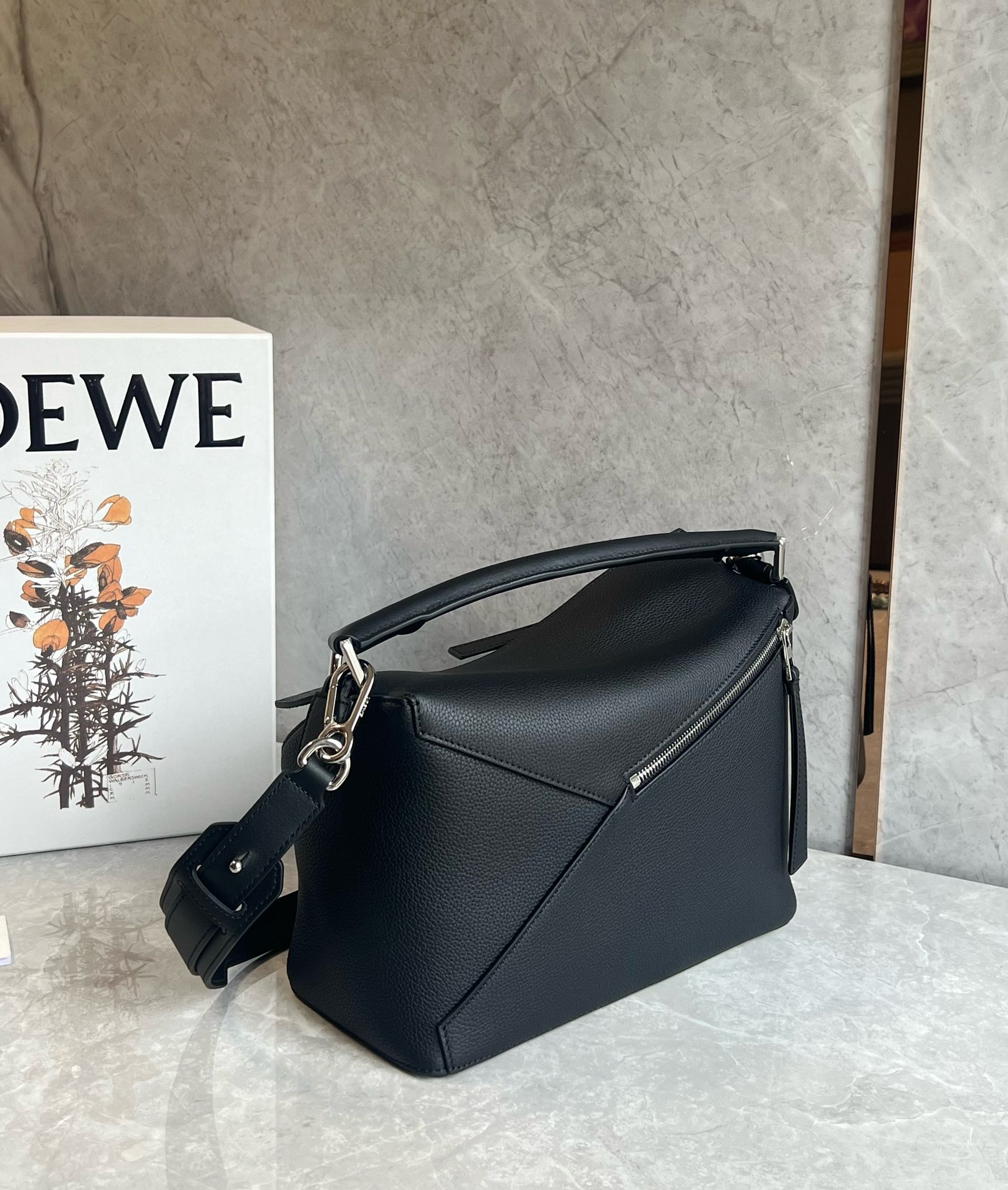 Loewe Large Puzzle Edge Bag Loewe Large Puzzle Edge Bag