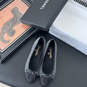 The Row Vika Kitten Heel