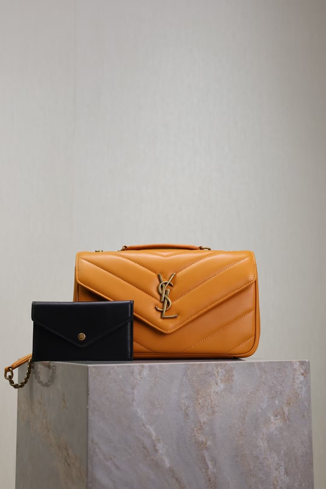 LV Hobo Hamac Bag