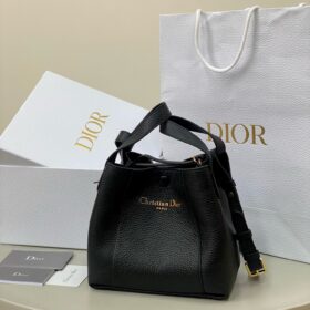 LV x TM Monogram Multicolor Shawl