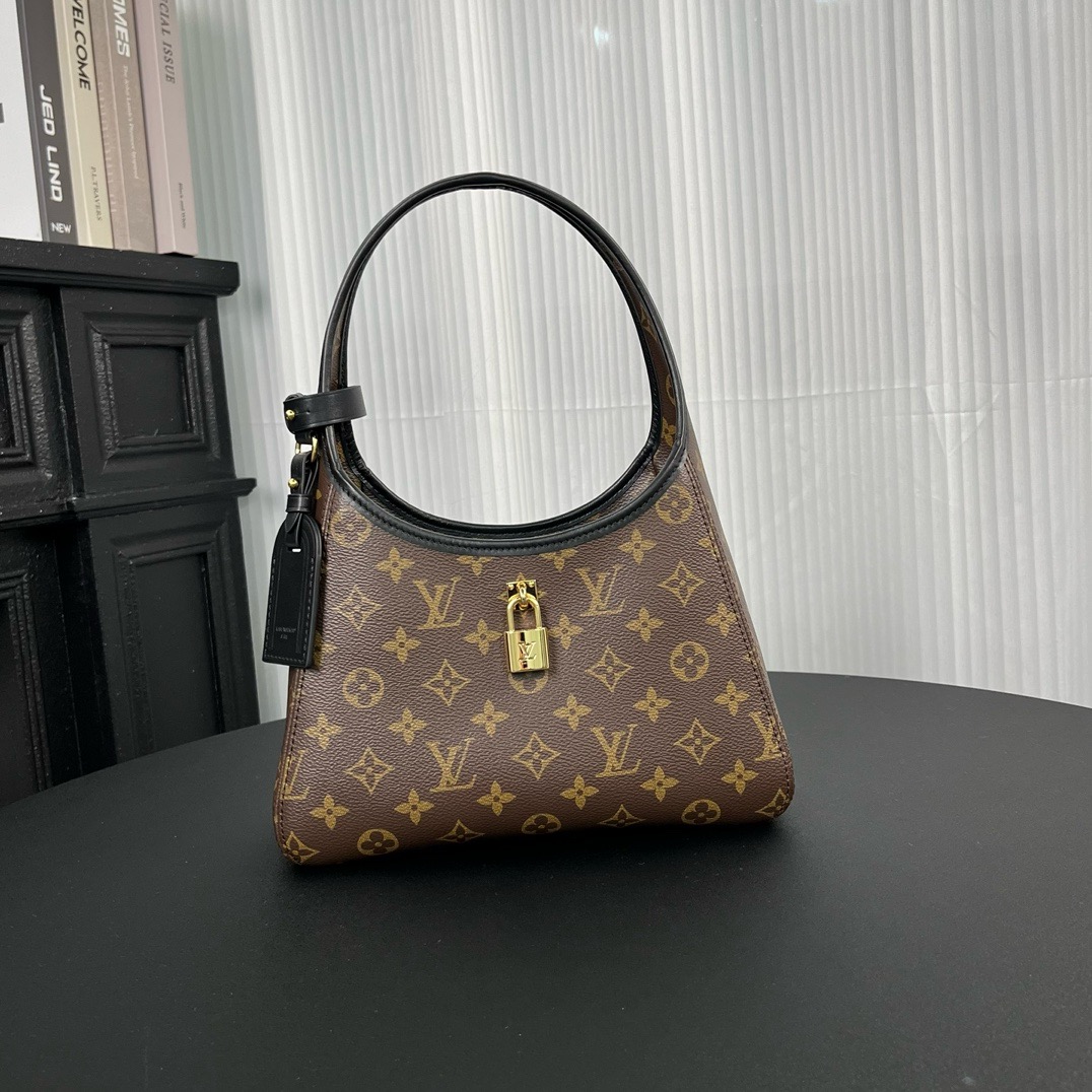 Dior Diamond Twilly
