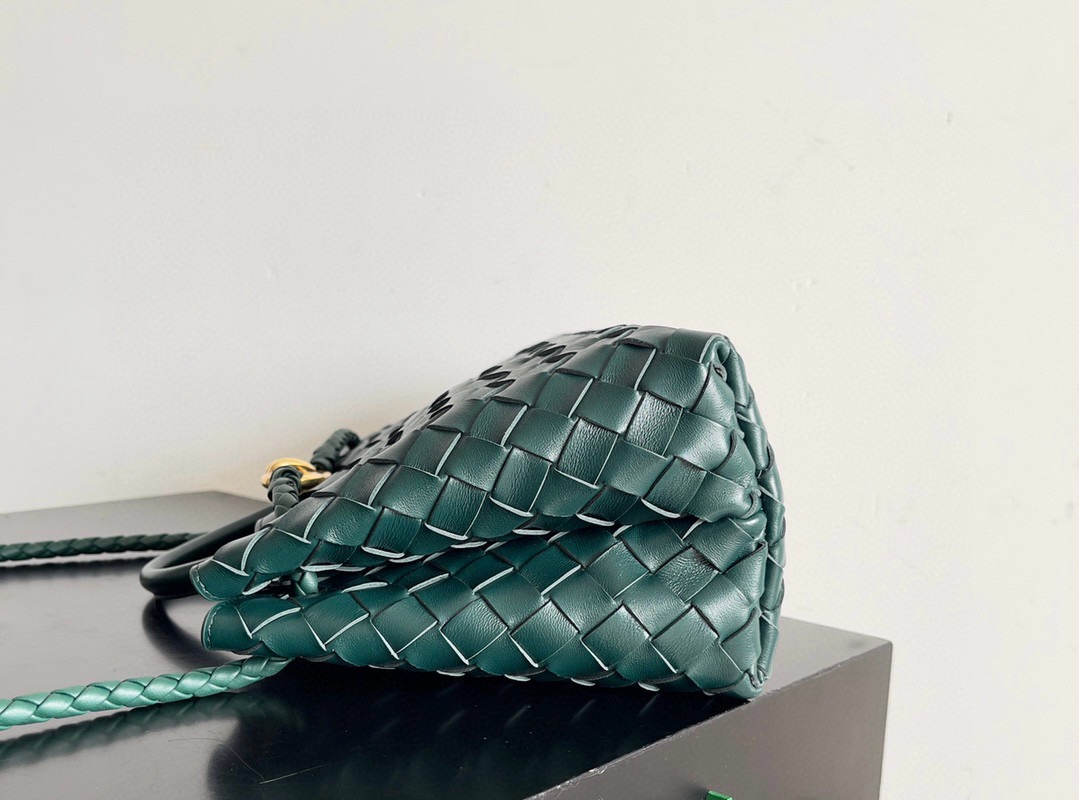 Chanel Clutch With Chain Chanel Clutch With Chain
