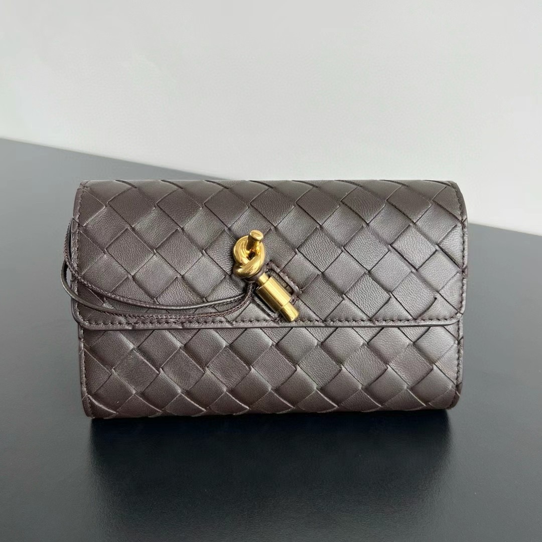 Chanel Clutch With Chain