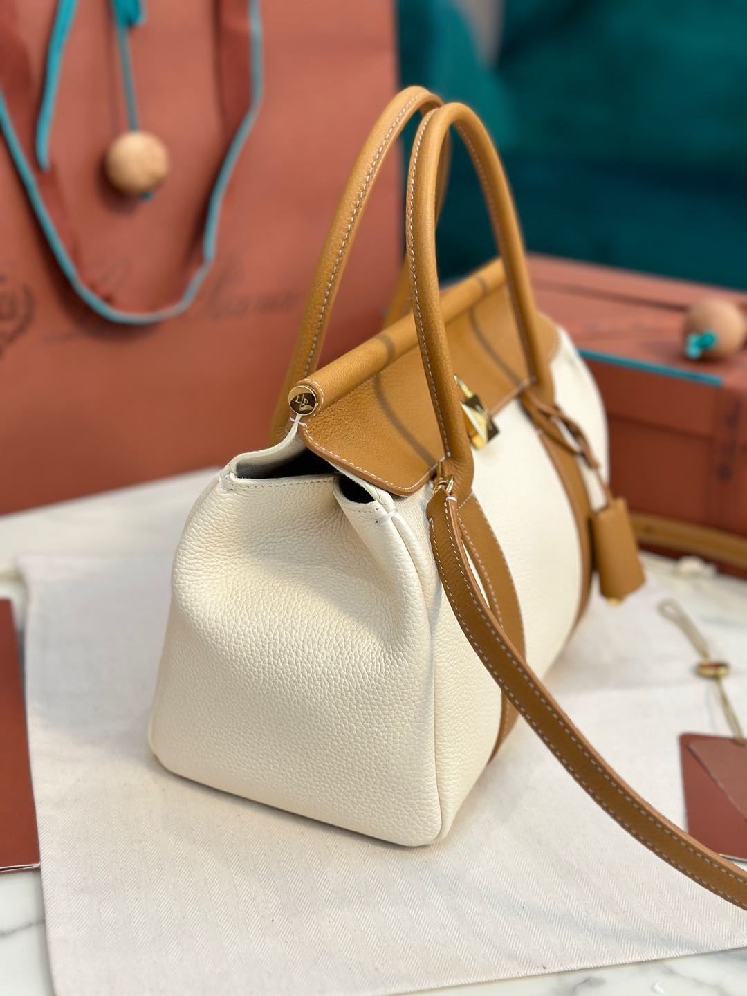 LV 6AM Slingback Pump LV 6AM Slingback Pump
