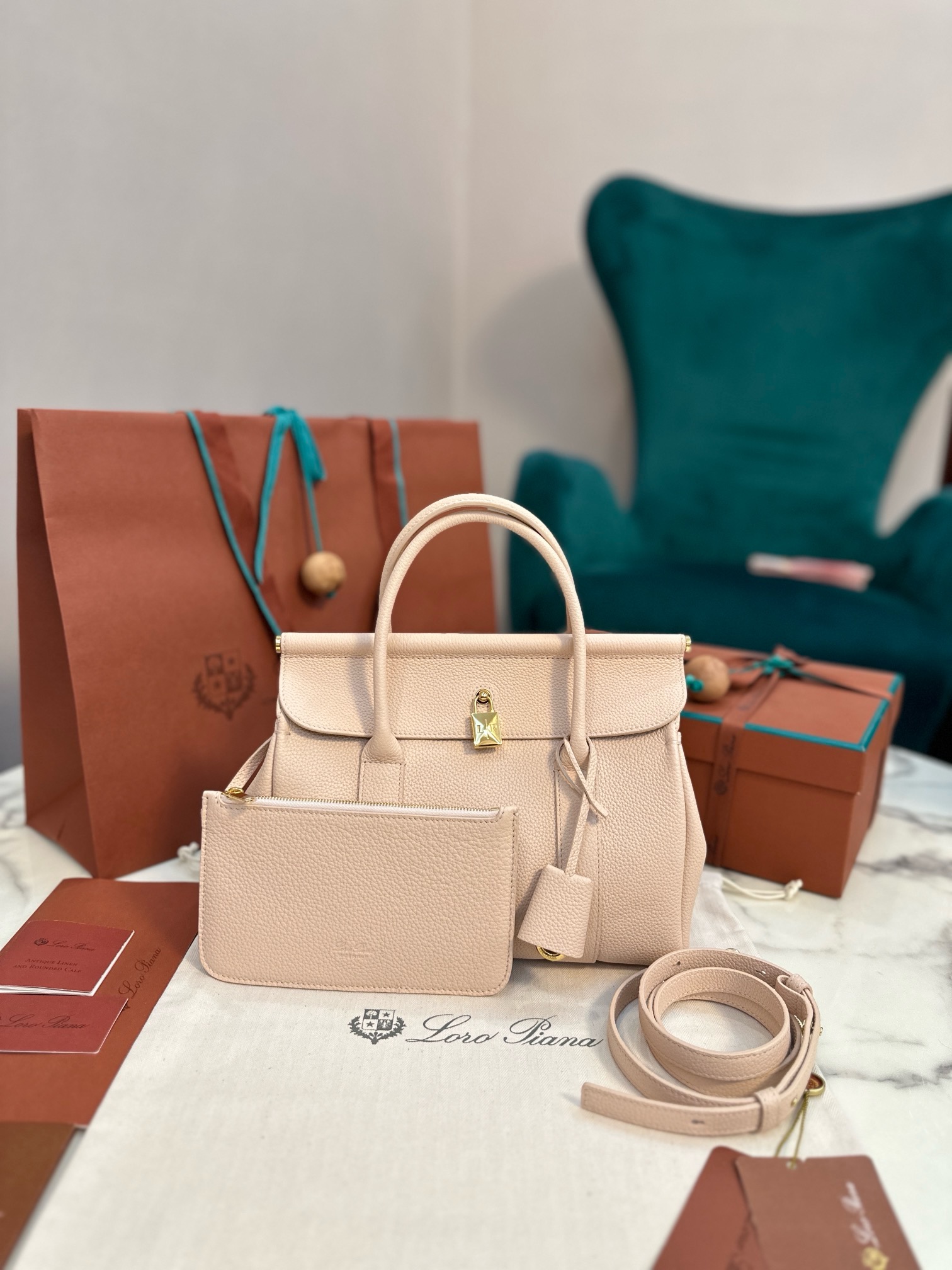 LV 6AM Slingback Pump LV 6AM Slingback Pump